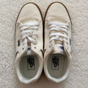 Men’s White Vans